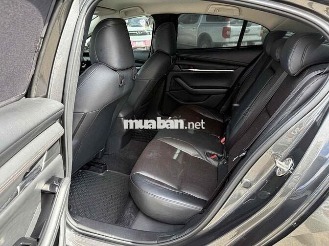 Mazda 3 2023 - 21500 km