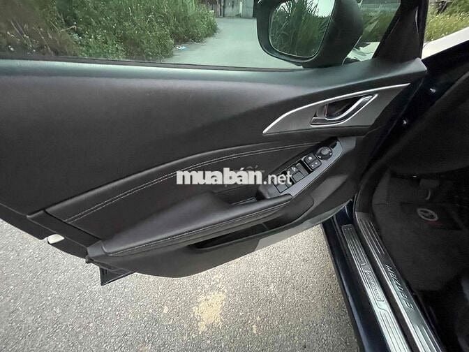Mazda 3 2019 Sport 1.5L Deluxe - 80000 km