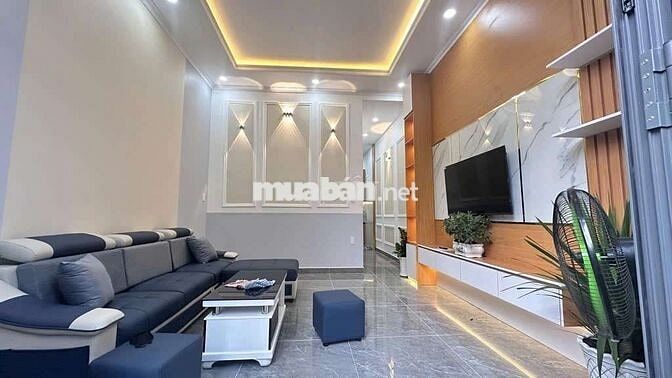 NHÀ HXH - 2TẦNG - 48M2 - CẠNH NGAY TRỤC ĐƯỜNG ĐẶNG THÚC VỊNH HÓC MÔN