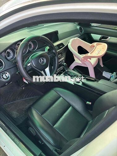 Mercedes Benz C Class 2012 C200 - 130000 km