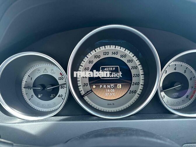 Mercedes Benz C Class 2012 C200 - 130000 km