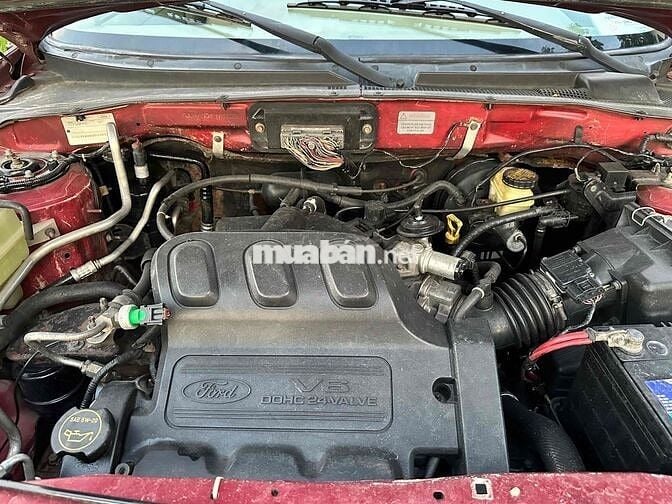 Ford Escape 2004 3.0 V6 - 185555 km