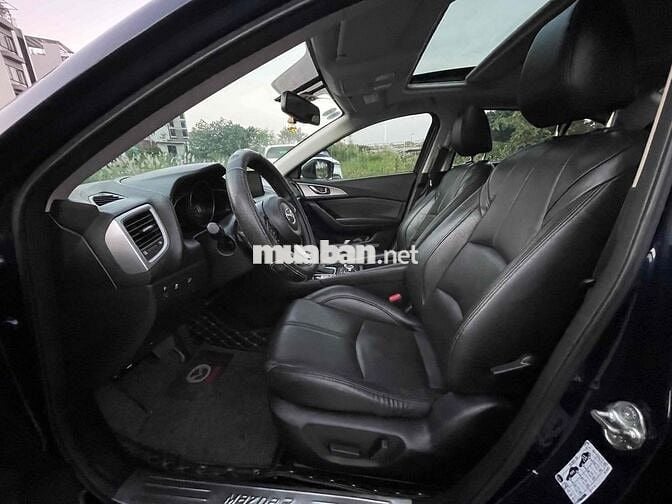 Mazda 3 2019 Sport 1.5L Deluxe - 80000 km