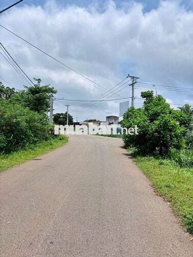 Ngộp đúng1 lô 110m2 thổ cư 100m giá 863tr sẵn sổ công chứng nhanh