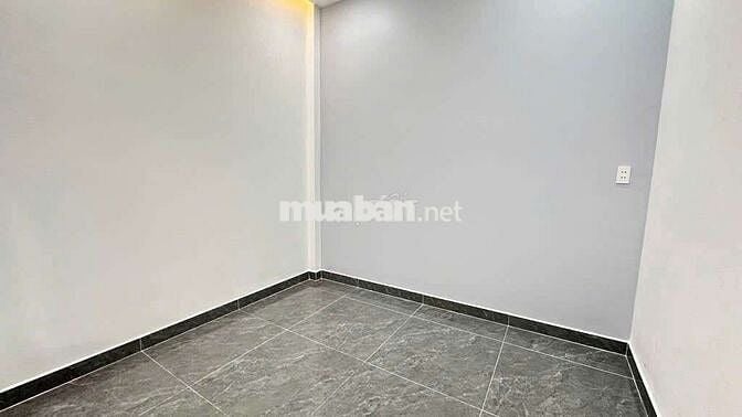 NHÀ HXH - 2TẦNG - 48M2 - CẠNH NGAY TRỤC ĐƯỜNG ĐẶNG THÚC VỊNH HÓC MÔN