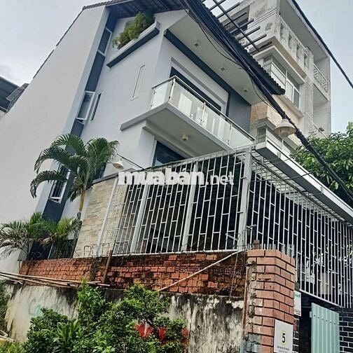 Bán đất vị trí vàng trung tâm linh chiểu thủ Đức _ đường hoàng diệu