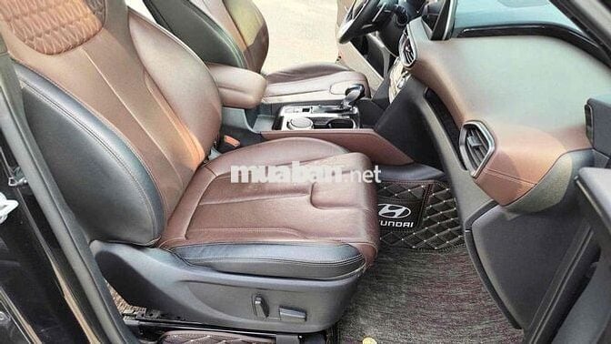 Hyundai Santa Fe 2019 2.4L  AT 4AWD pre - 80000 km