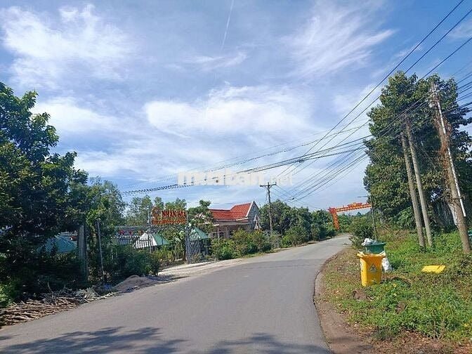 Thanh lý đất thổ cư bám mặt tiền đường 15m dài 50m giá 1 tỷ050
