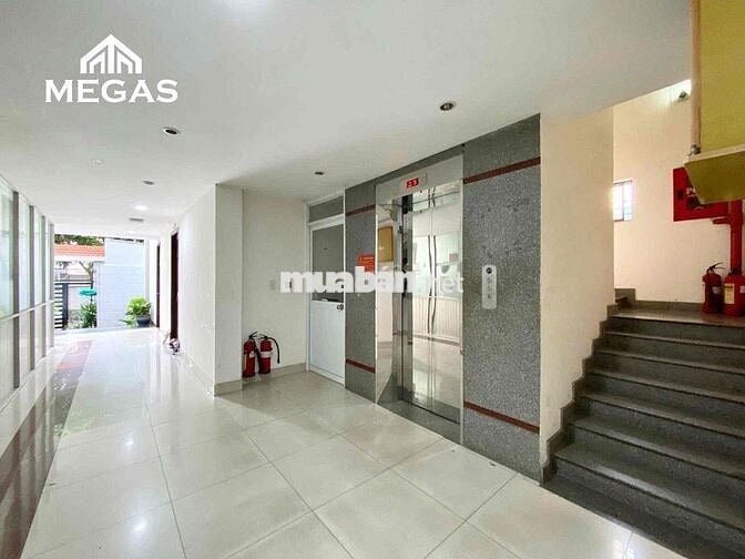 Studio Cửa Sổ Trời Giá Rẻ Ngay Lotte Mart