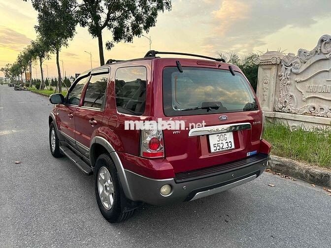Ford Escape 2004 3.0 V6 - 185555 km