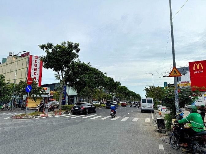 BÁN NHÀ MẶT TIỀN : 145 TRẦN NÃO - P. BÌNH AN - Q. 2 - TPHCM