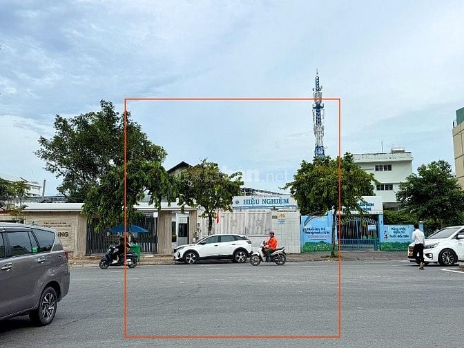 BÁN NHÀ MẶT TIỀN : 145 TRẦN NÃO - P. BÌNH AN - Q. 2 - TPHCM
