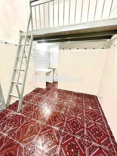 PHÒNG CHÍNH CHỦ- MÁY LẠNH- YÊN TỈNH- CÁCH GA TÀU KHU CNC 50M