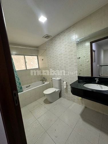 Căn hộ Duplex hiếm tại Tản Đà Court giữa lòng Q5 - 163m², 3PN giá thật
