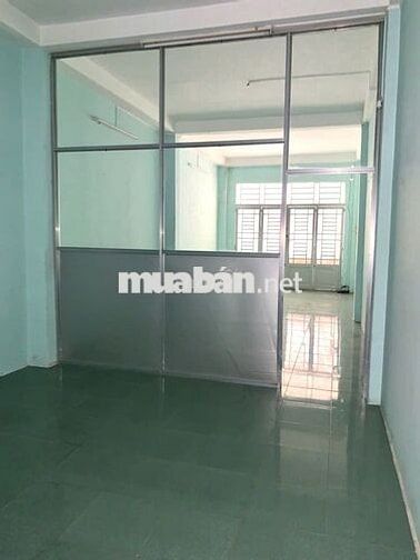 Cho thuê nhà mặt tiền đường võ văn tần gần ngân hàng mb bank