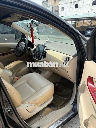 Toyota Innova 2006 G xịn gia đình chính chủ