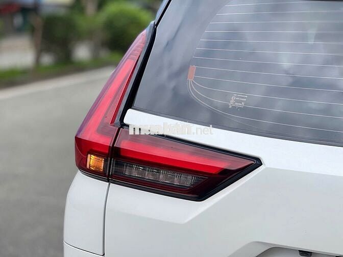 Mitsubishi Xpander AT Premium 2022