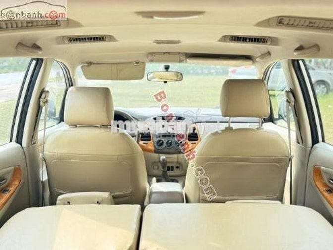 Toyota Innova G 2010