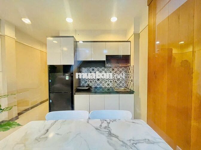 CHO THUÊ PHÒNG CHDV STUDIO TÁCH BẾP 45M2 FULL NỘI THẤT