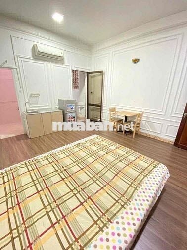 Chính Chủ Cho Thuê Phòng Studio Cửa Sổ Ban công giếng trời