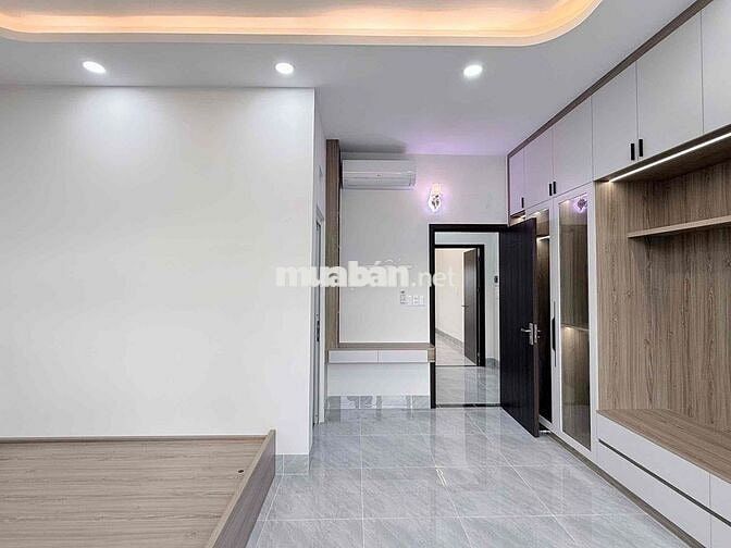 Mặt tiền kinh doanh Ngay KCN Sóng Thần.Nhà 3 tầng xây mới full nội tha