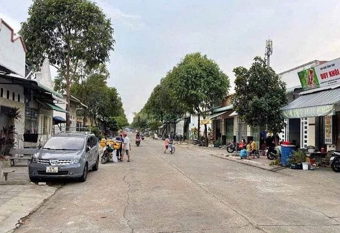 Chủ Cần Tiền Bán Gấp Dãy Trọ 25 phòng 420m2 KCN Tân Tạo giá 800 triệu