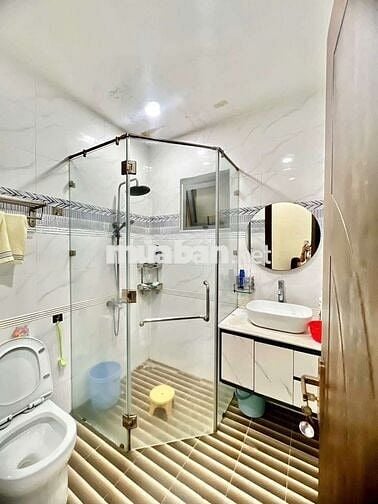 Biệt thự MiNi Q6 giá 26 triệu/ tháng