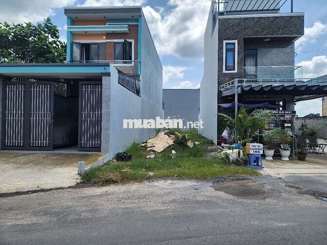 MẶT TIỀN Suối Lội, Củ Chi 5x25=125m2, SHR, Giá 1 tỷ 2, hỗ trợ vay bank