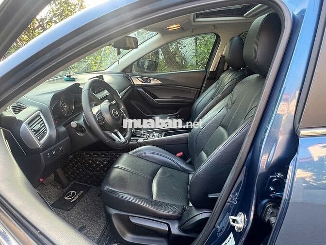 Mazda 3 hatchback 2018