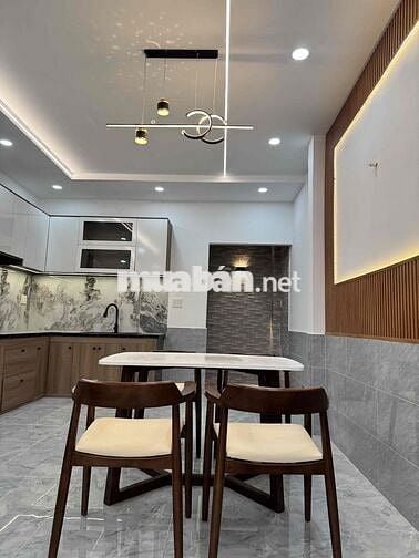 nhà đẹp 1 trẹt 1 lầu xã trubg chánh. gần coopmart gần trung tâm an suo