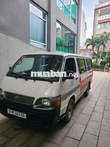 Toyota Hiace 2003 Van 3 chỗ - 200000 km