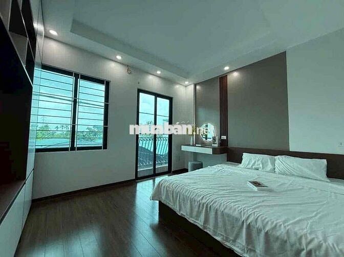 Bán nhà phố Thái Hà 36m2 chỉ hơn 7 Tỷ Gần Phố