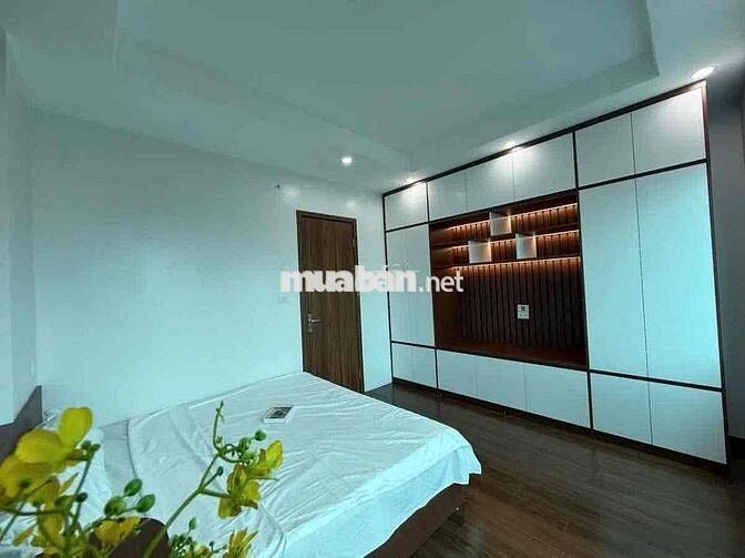 Bán nhà phố Thái Hà 36m2 chỉ hơn 7 Tỷ Gần Phố