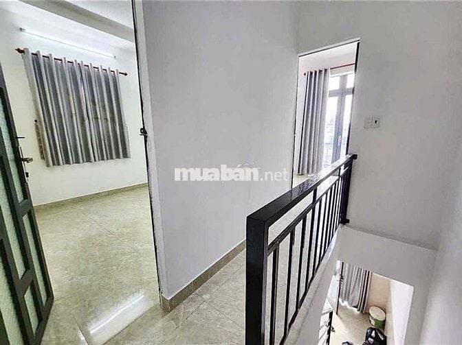 CẦN PASS NHÀ MẶT TIỀN KINH DOANH HẺM 4 NVL