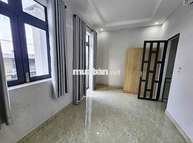 CẦN PASS NHÀ MẶT TIỀN KINH DOANH HẺM 4 NVL