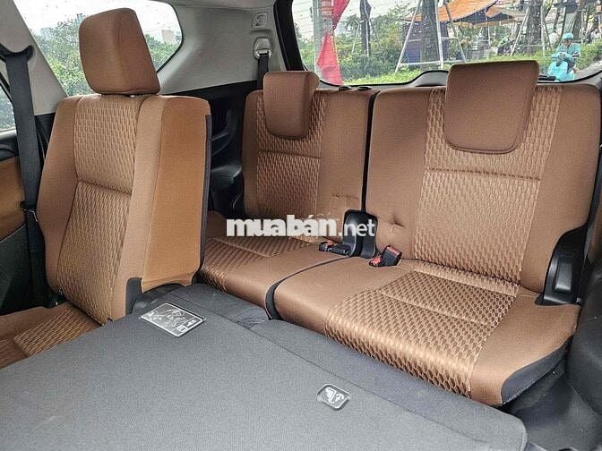 Toyota Innova 2017 2.0E - 1 chủ biển HN
