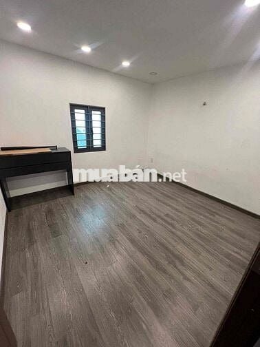 CHO THUÊ NHÀ NGUYÊN CĂN BA ĐÌNH Q8. CÁCH MẶT TIỀN 1 CĂN Full NỘI THẤT