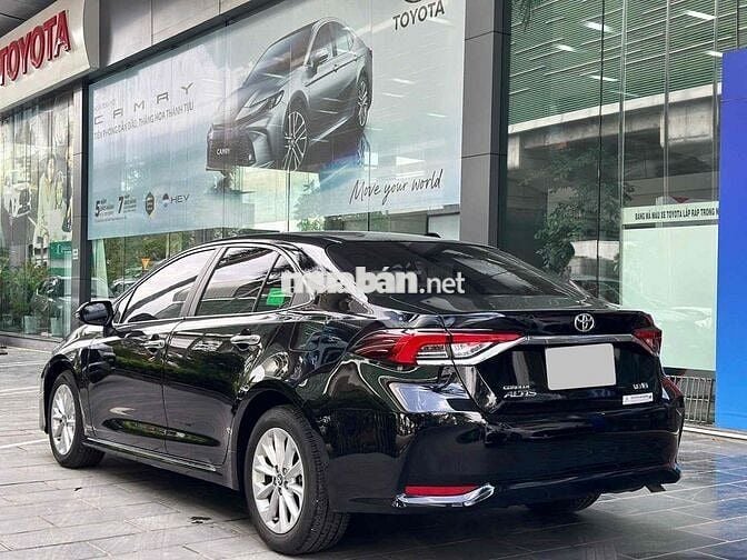Toyota Corolla Altis 2022 1.8G - 19999 km,có BHTV