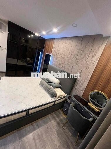CHO THUÊ NHÀ NGUYÊN CĂN BA ĐÌNH Q8. CÁCH MẶT TIỀN 1 CĂN Full NỘI THẤT