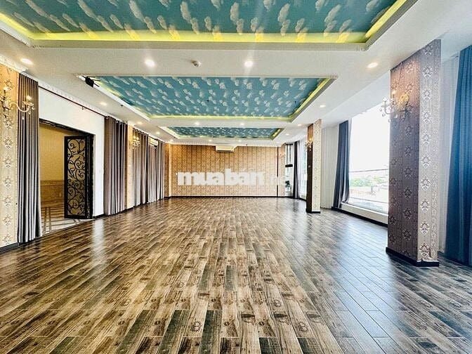 Mặt Bằng Cần Thơ Mặt Tiền Đường _ Lầu 1 sàn 300m2 Ngay Sân Vận Động CT