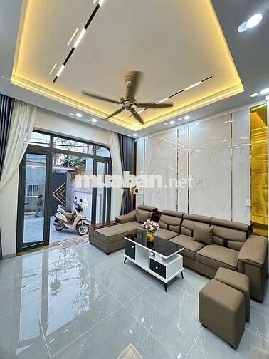 Nhà 1 trệt 1 lầu thổ cư 100% phường Tân Hiệp