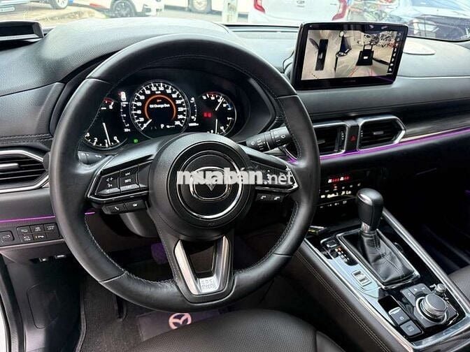 Mazda cx8 2.5L AWD- 18000 km