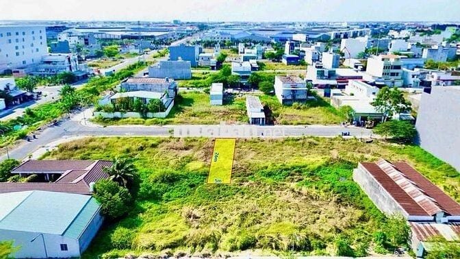 CẮT LỖ 50tr BÁN GẤP NỀN 130m2 SỔ HỒNG SANG TÊN GIÁ CHỦ BÁN 1tỷ750