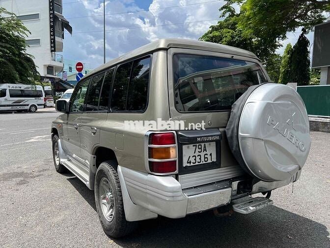 Mitsubishi Pajero 20*** km