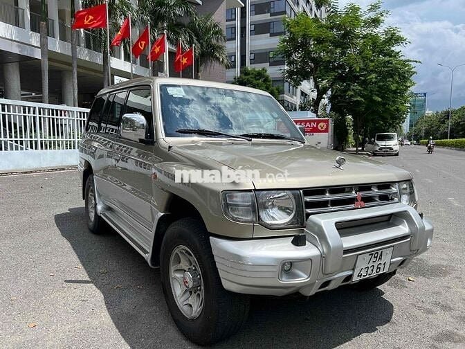 Mitsubishi Pajero 20*** km