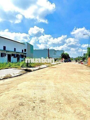 CẮT LỖ 50tr BÁN GẤP NỀN 130m2 SỔ HỒNG SANG TÊN GIÁ CHỦ BÁN 1tỷ750
