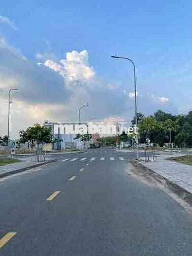 Cần Bán Lô Đất Trong KDC Bình Hưng