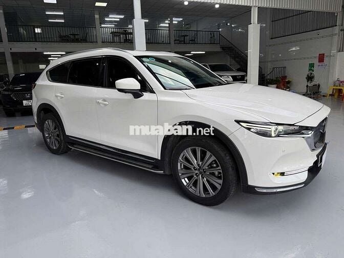 Mazda cx8 2.5L AWD- 18000 km