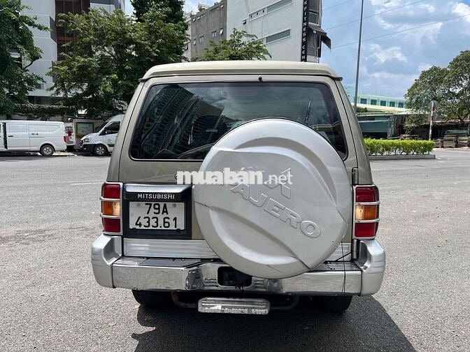 Mitsubishi Pajero 20*** km