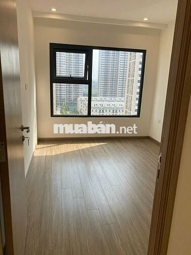 Bán căn hộ 1 phòng ngủ 43m2 nguyên bản, view bể bơi giá 3ty850